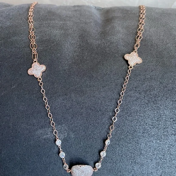 Beautiful silver rose gold plated body chain may wear as a necklace - Picture 3 of 4